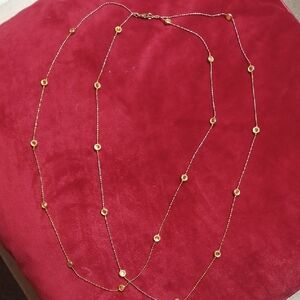 Elegant Gold Necklace with Circular Accents